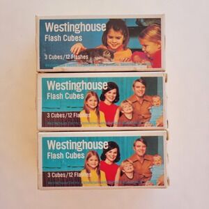 Lot of 7 Westinghouse Flashcubes = 28 Flashes
